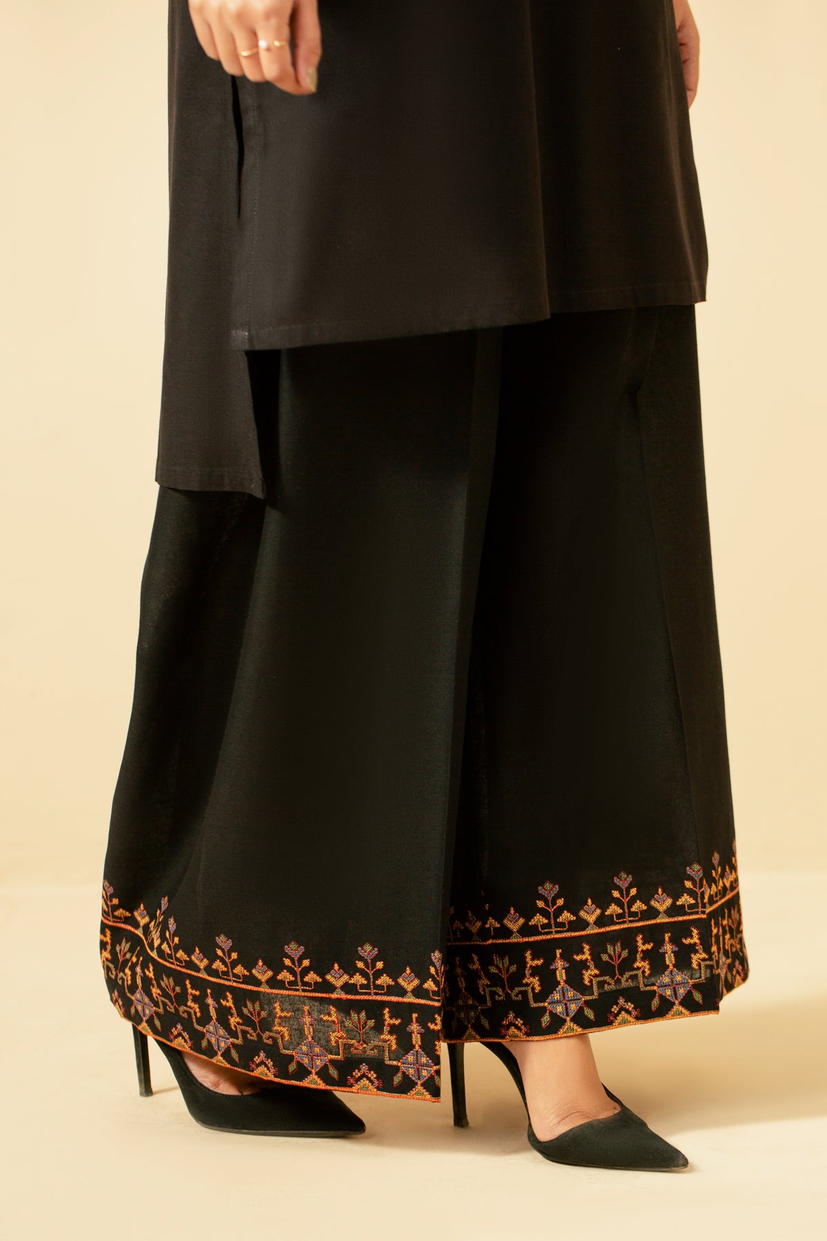 Embroidered Khaddar Trousers