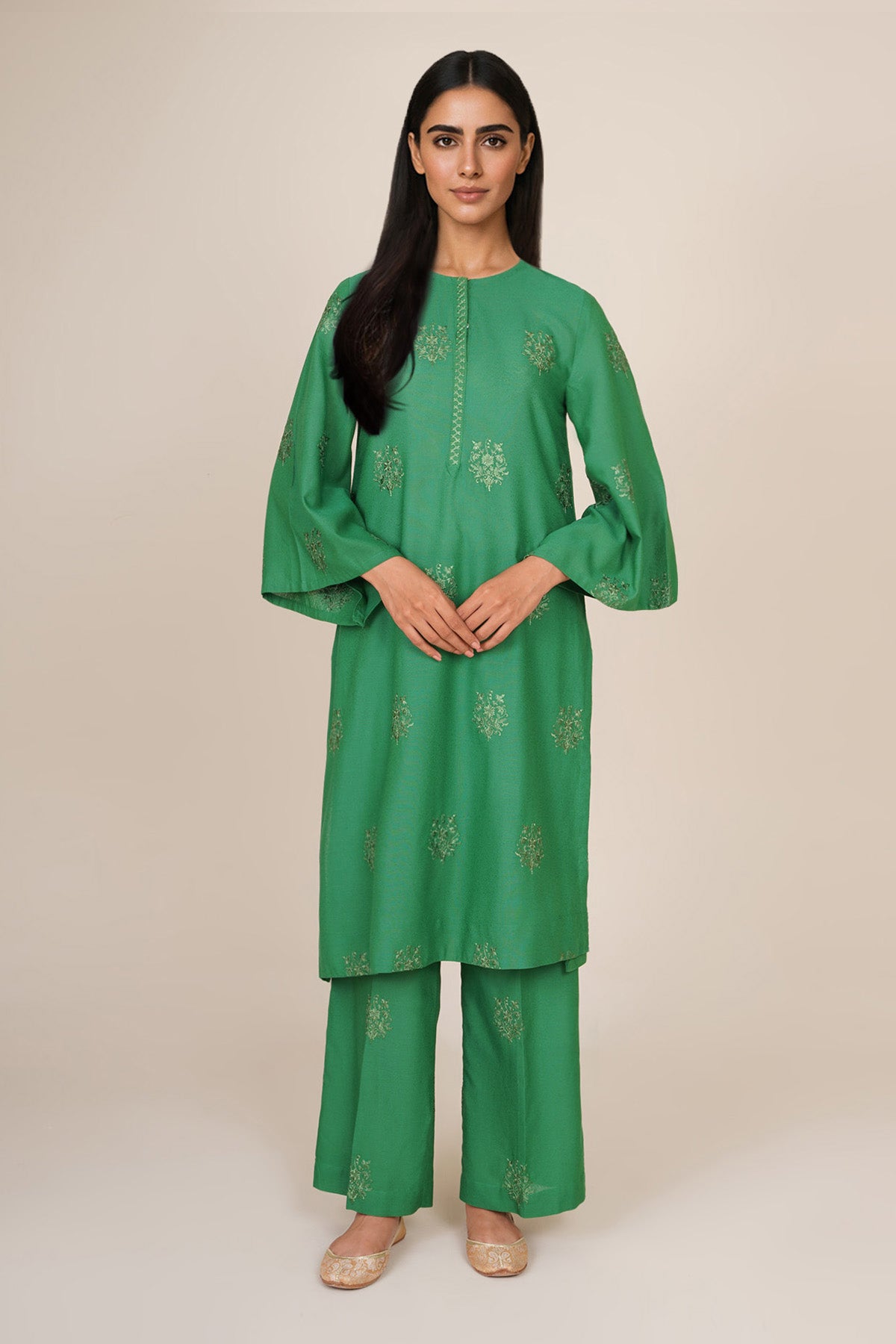 2 Piece - Embroidered Suit - KPW25-P3758