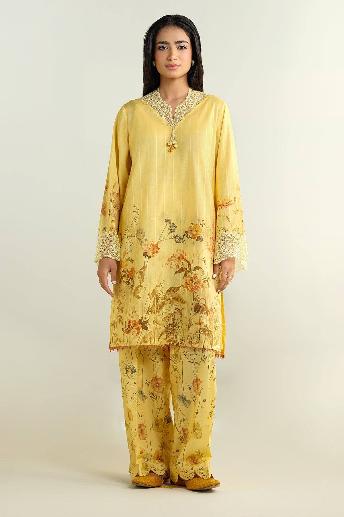 2 Piece - Printed Embroidered Suit - C6101