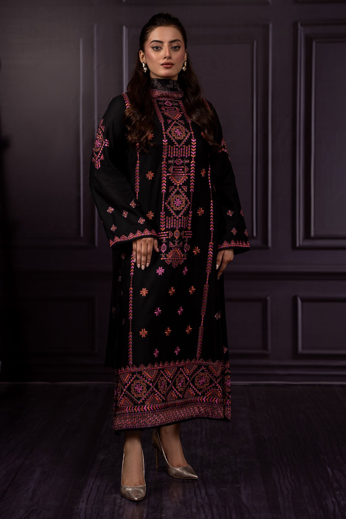 3 Piece Viscose Karandi Suit