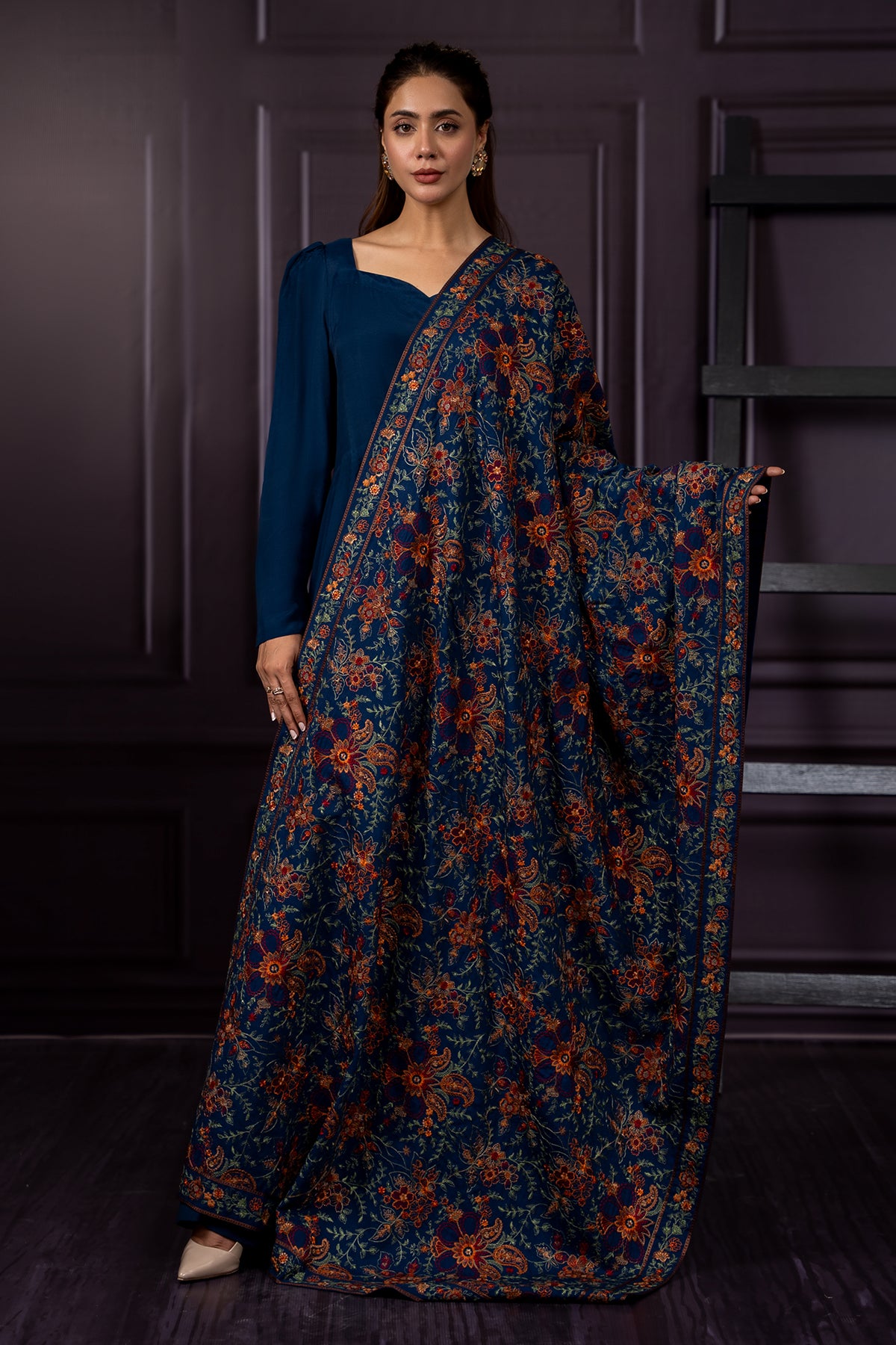 Embroidered Shawl - E1425