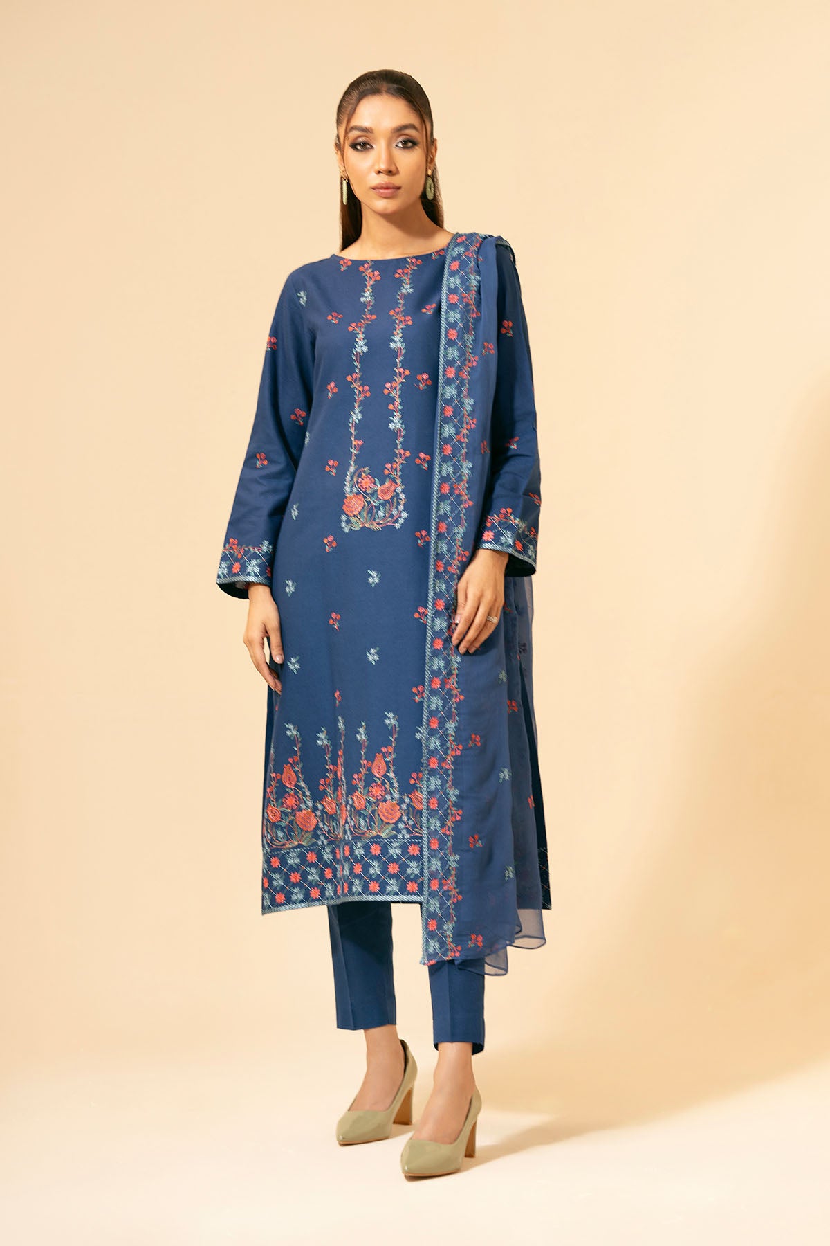 3 Piece Khaddar Suit
