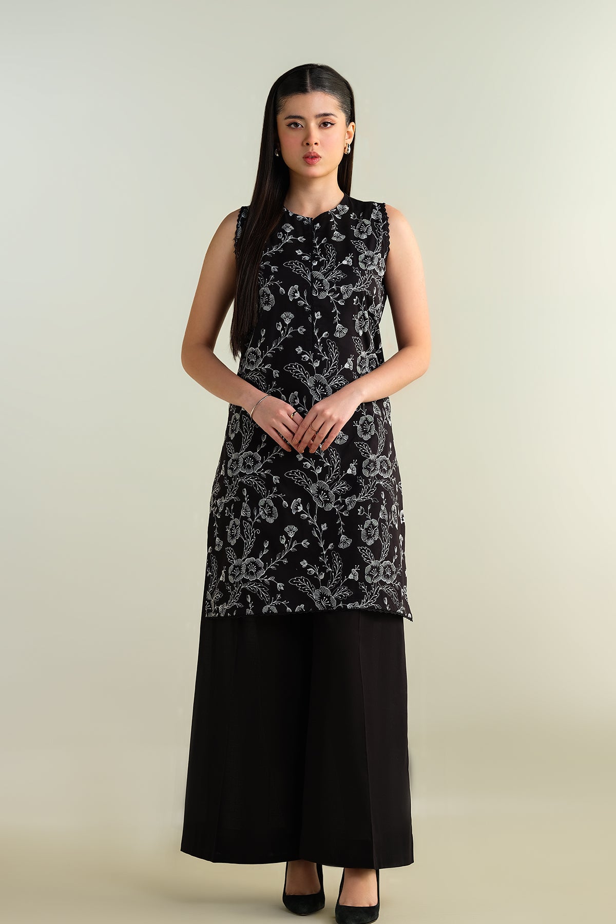 2 Piece - Embroidered Suit - E1604