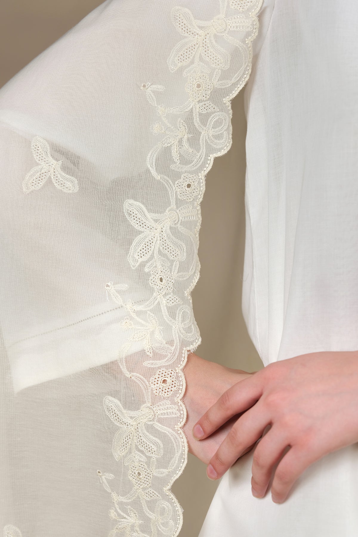 Embroidered Dupatta - MC1817