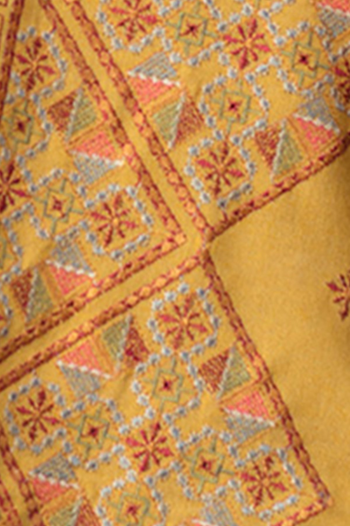 mustard-swatch