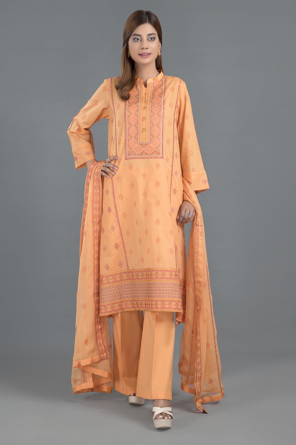 Dyed & Embroidered 3 Pcs Suit