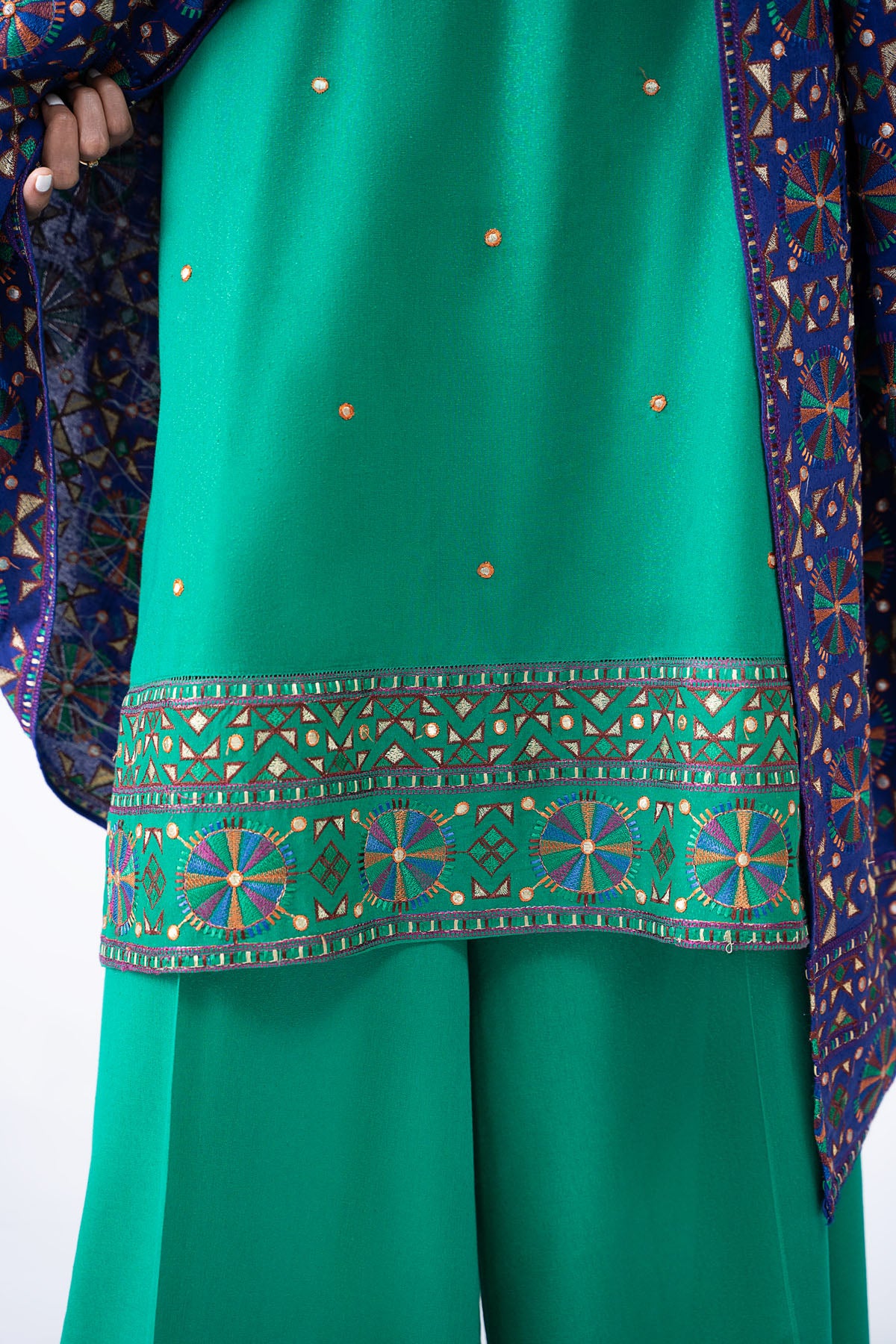3 Piece Viscose Karandi Suit – Kayseria Pakistan