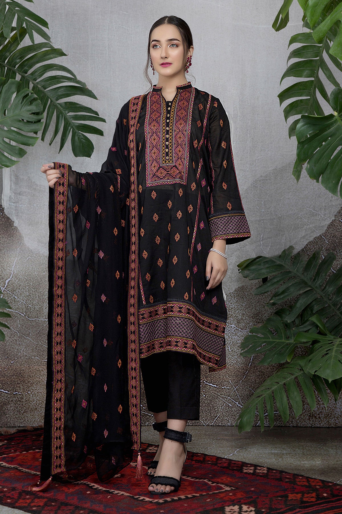 Dyed & Embroidered 3 Pcs Suit