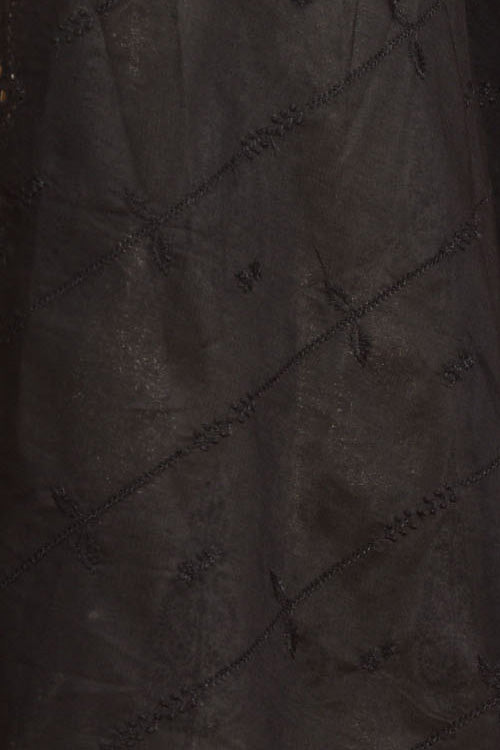 black-swatch